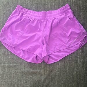 Lululemon Hotty Hot 4”